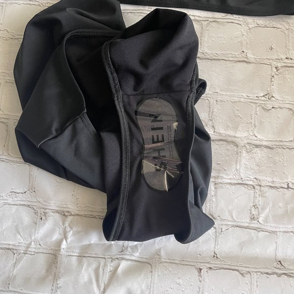 *SOLD* Shein Ladder Cut Out Black High Waisted Bikini NWT 3X - Picture 7 of 7